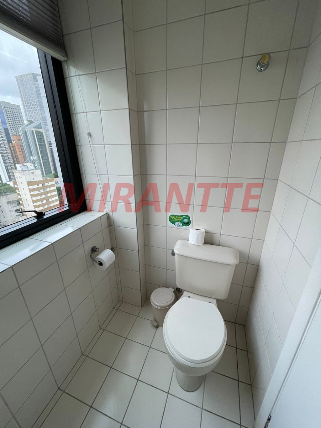 Conjunto comercial de 155m² em Cidade Monções