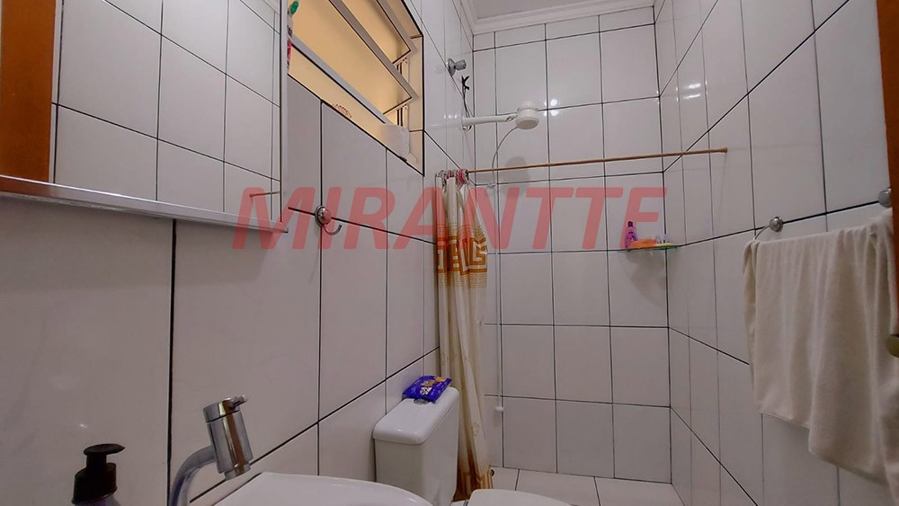 Sobrado de 369m² com 4 quartos em Vila Mazzei