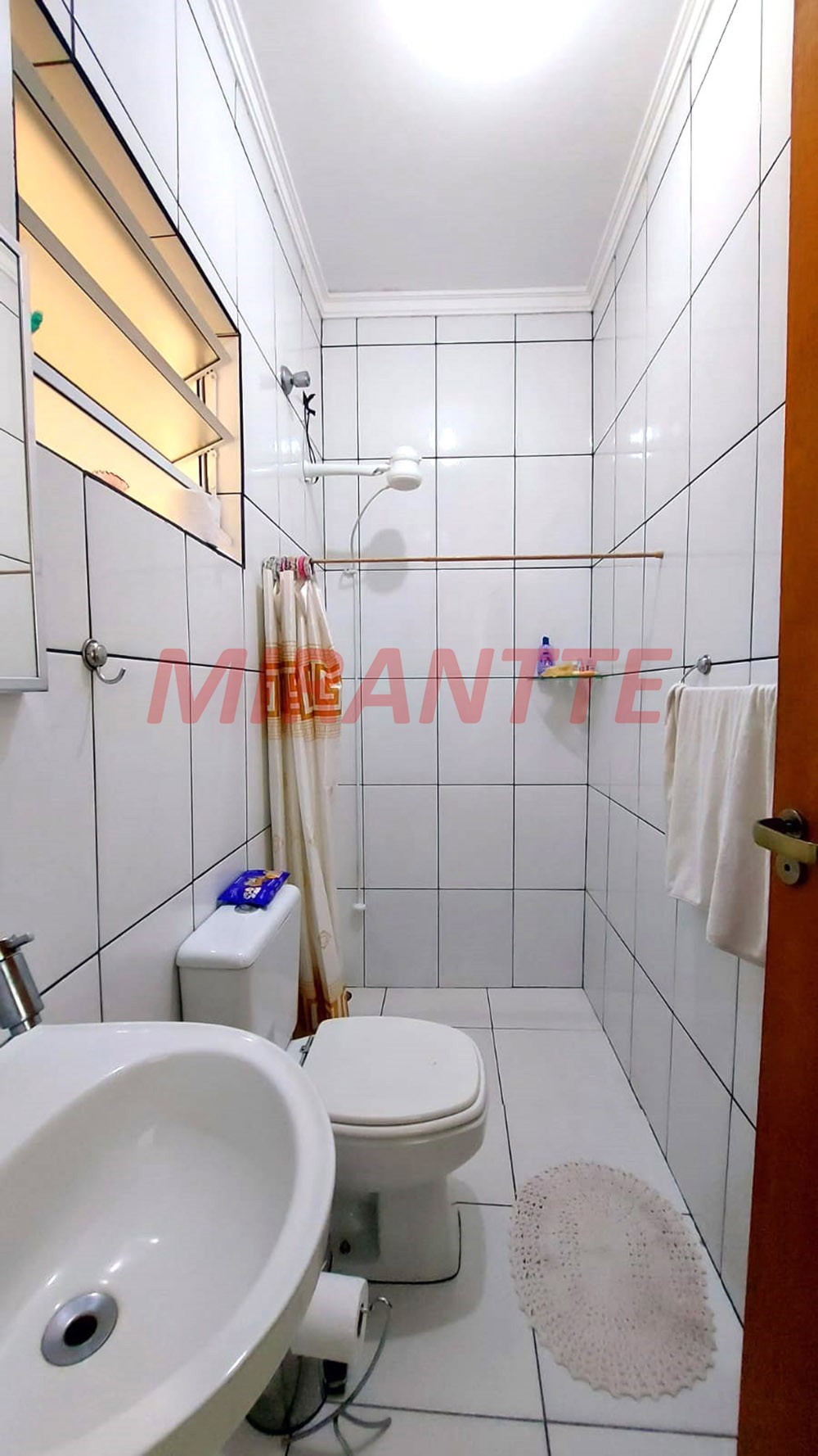 Sobrado de 369m² com 4 quartos em Vila Mazzei