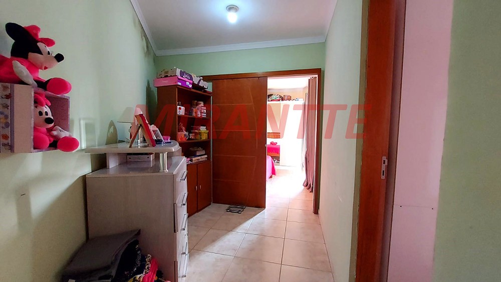 Sobrado de 369m² com 4 quartos em Vila Mazzei