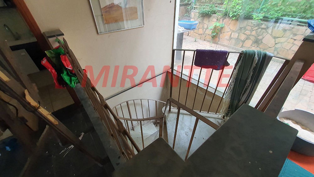 Sobrado de 378m² com 3 quartos em Vila Mariza Mazzei