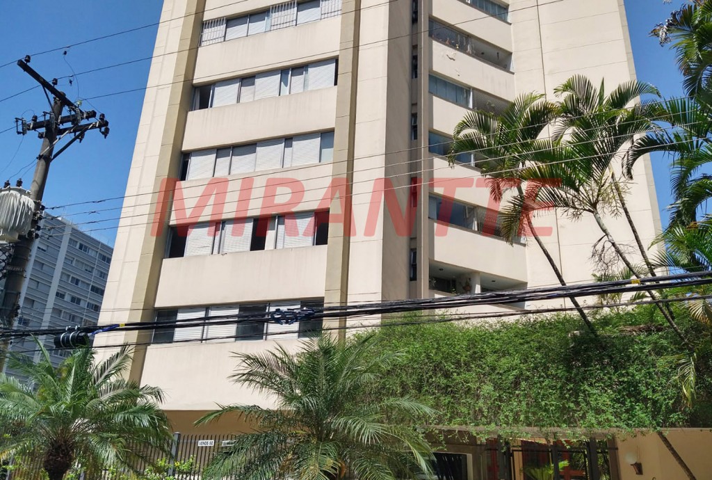 Apartamento com 3 quartos em Alto de Pinheiros