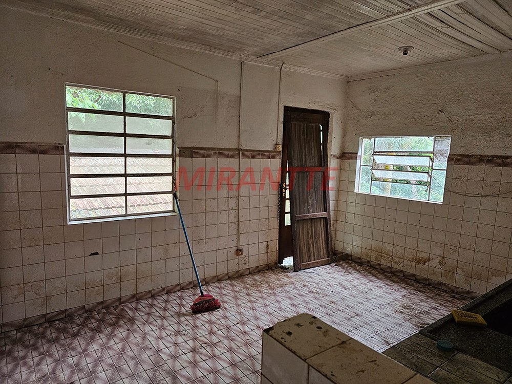 Casa terrea de 160m² com 2 quartos em Serra Da Cantareira