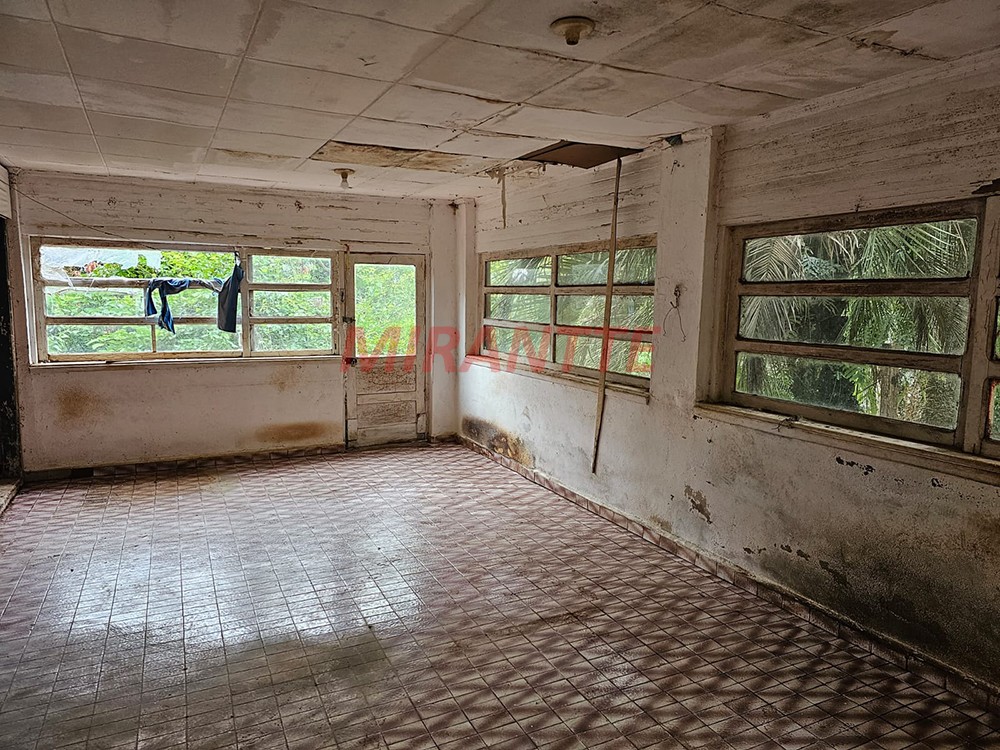 Casa terrea de 160m² com 2 quartos em Serra Da Cantareira