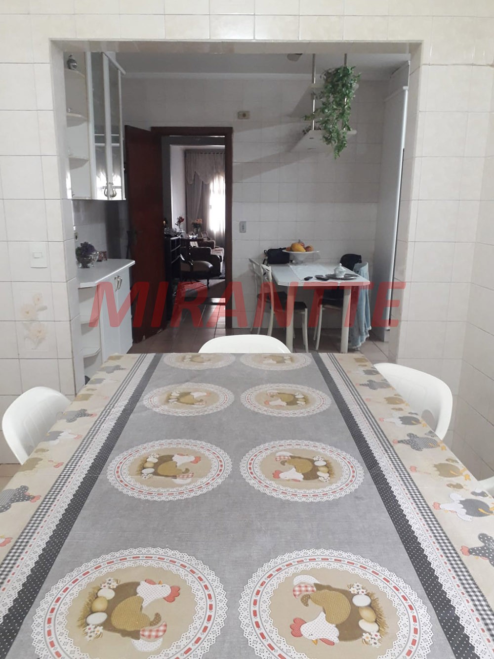 Sobrado de 196m² com 5 quartos em Vila Gustavo