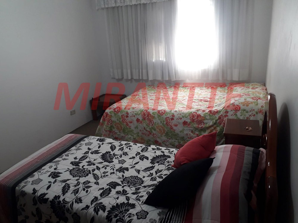 Sobrado de 196m² com 5 quartos em Vila Gustavo