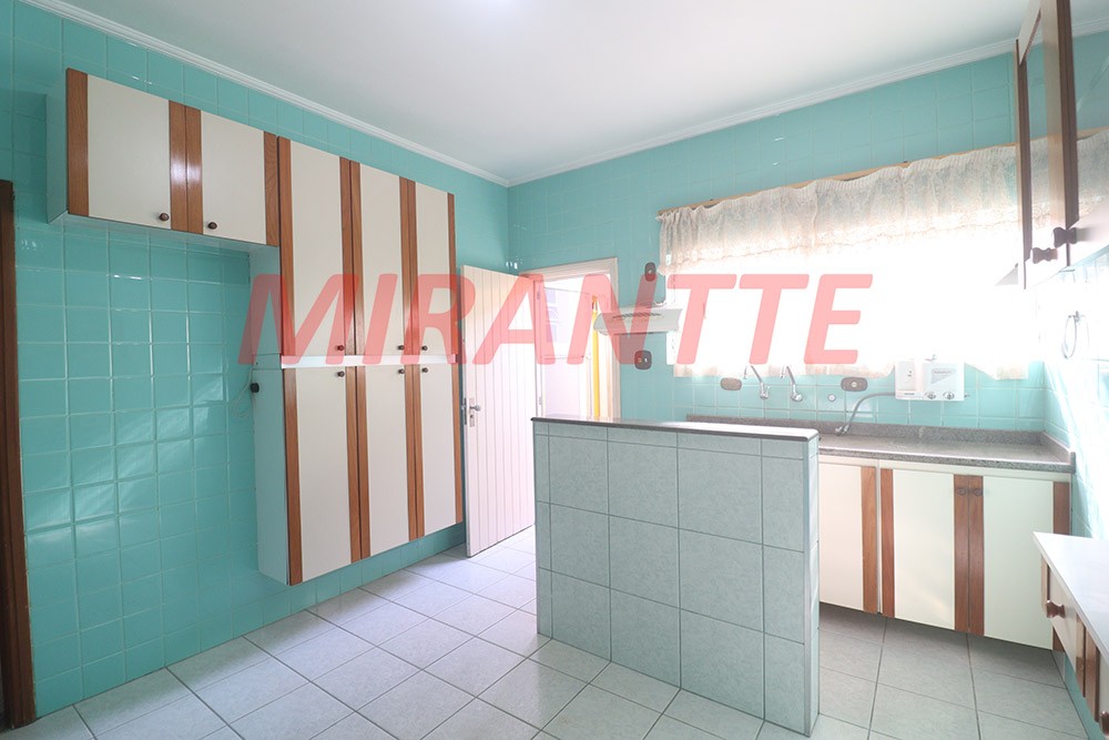 Casa terrea de 114m² com 2 quartos em Água Fria