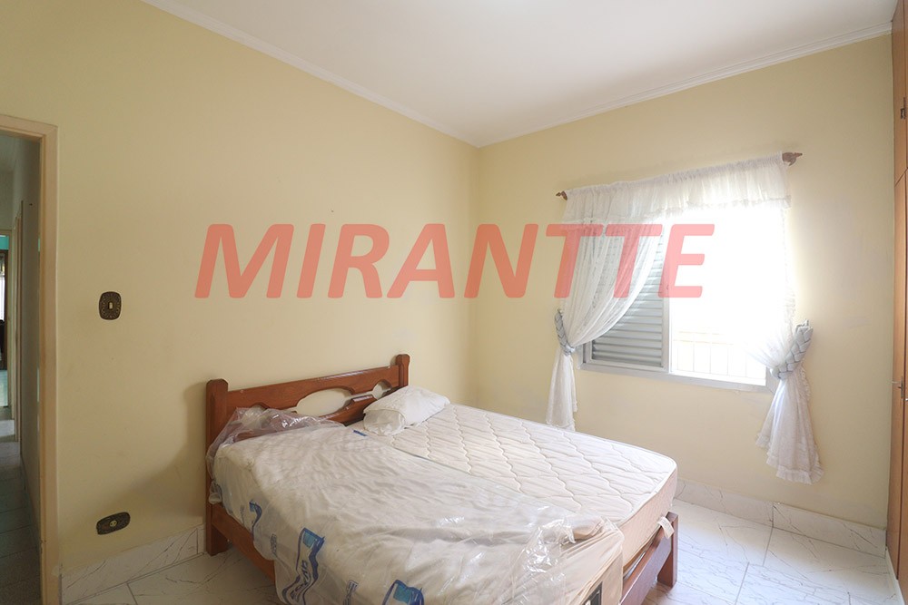 Casa terrea de 114m² com 2 quartos em Água Fria