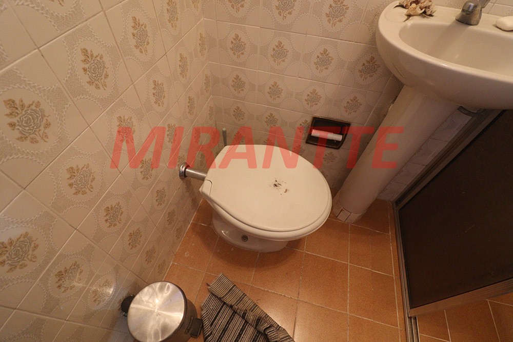 Casa terrea de 114m² com 2 quartos em Água Fria