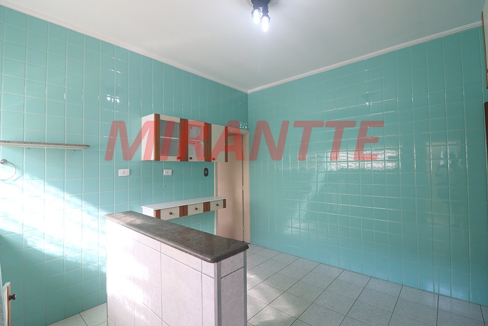 Casa terrea de 114m² com 2 quartos em Água Fria