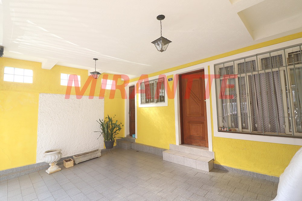 Casa terrea de 114m² com 2 quartos em Água Fria