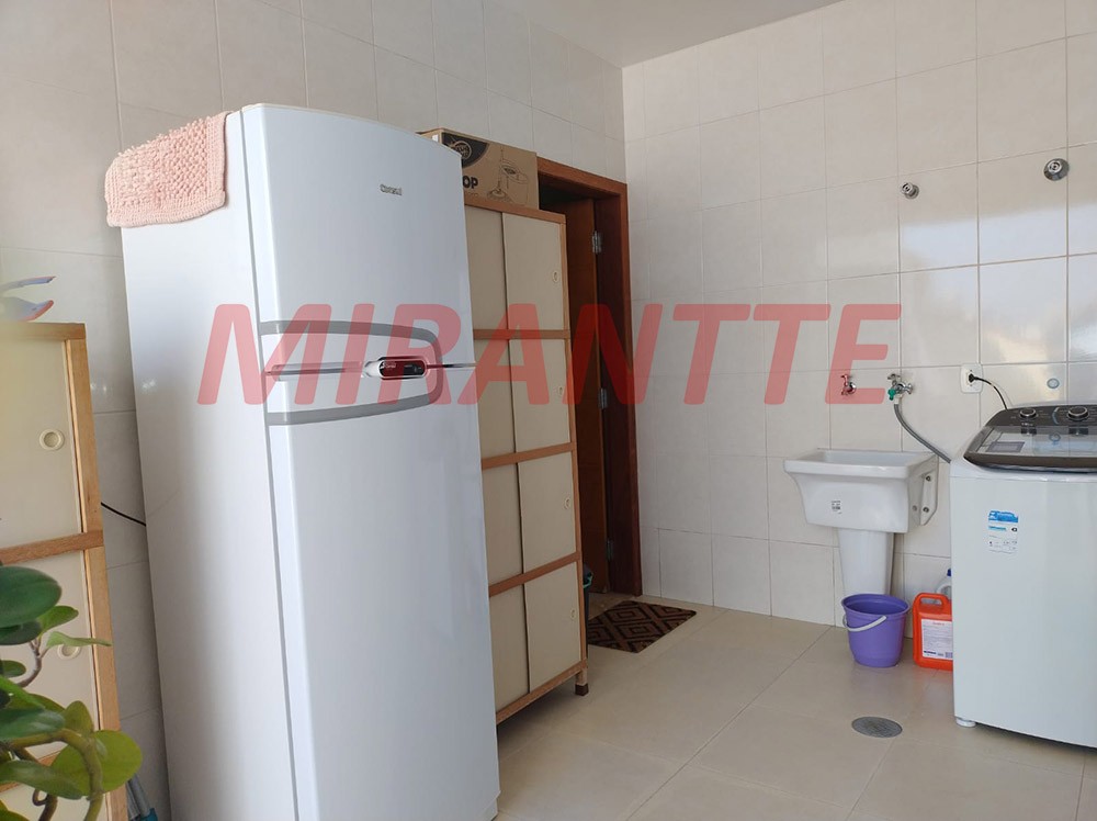 Casa terrea de 200m² com 4 quartos em Vila Aurora