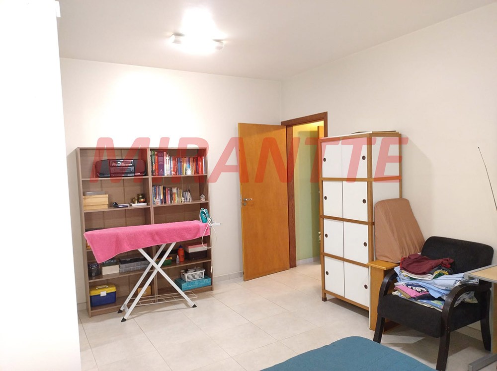 Casa terrea de 200m² com 4 quartos em Vila Aurora