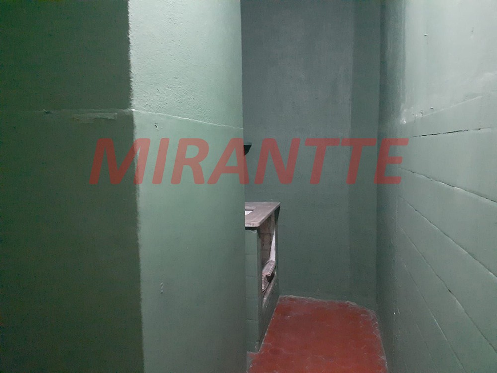 Comercial de 150m² em Santana