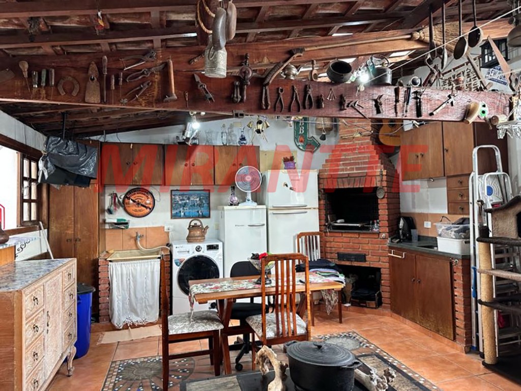 Sobrado de 172m² com 3 quartos em Imirim