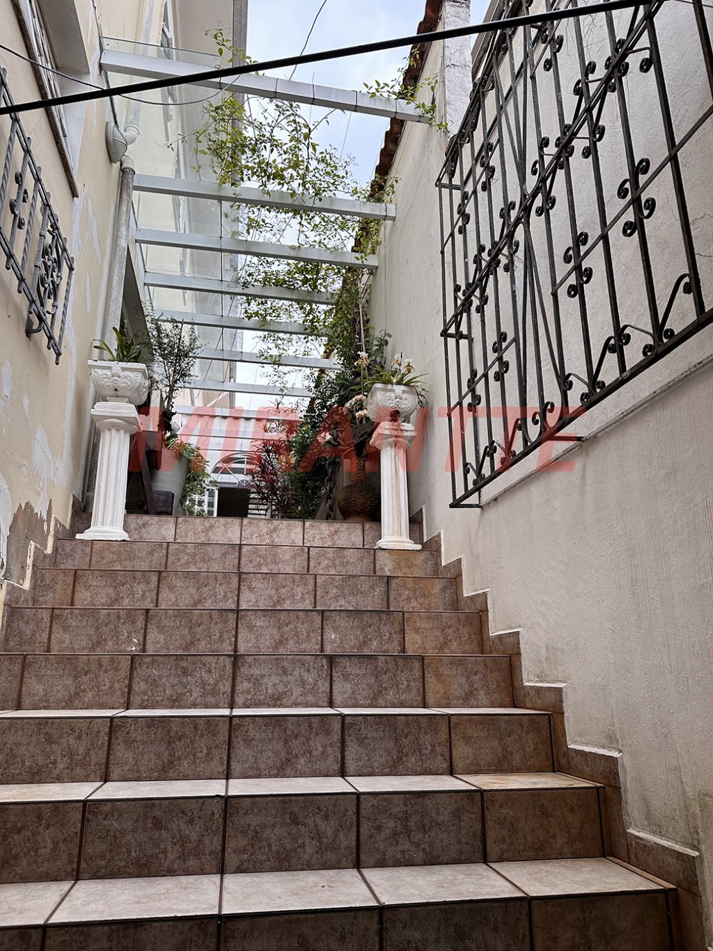 Sobrado de 172m² com 3 quartos em Imirim