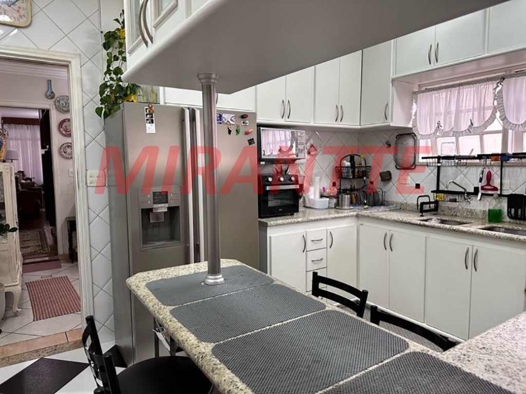 Sobrado de 172m² com 3 quartos em Imirim