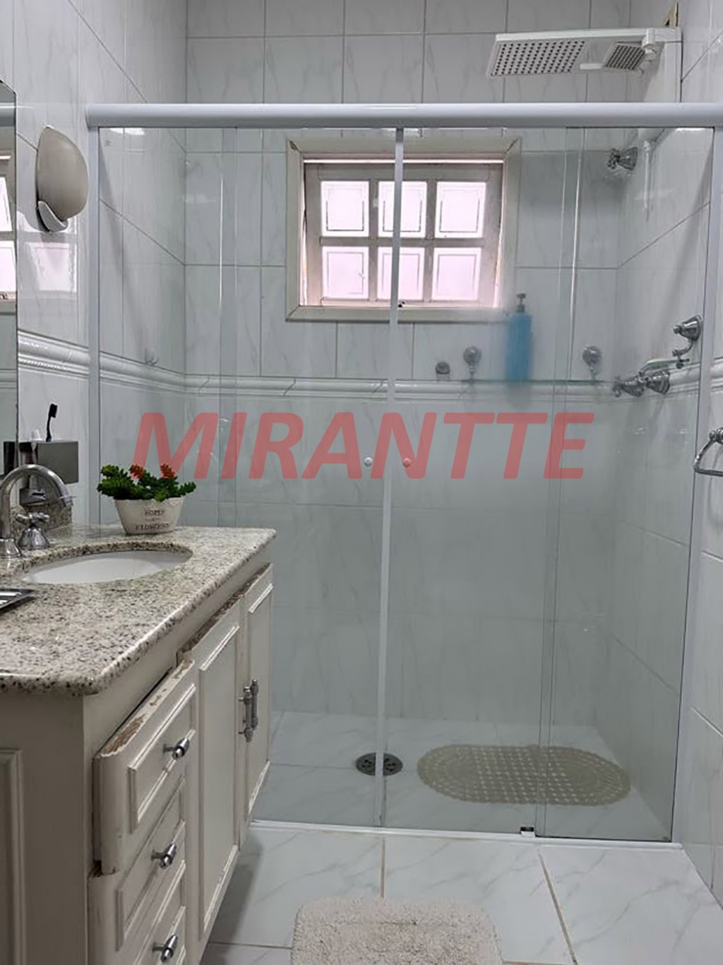 Sobrado de 172m² com 3 quartos em Imirim