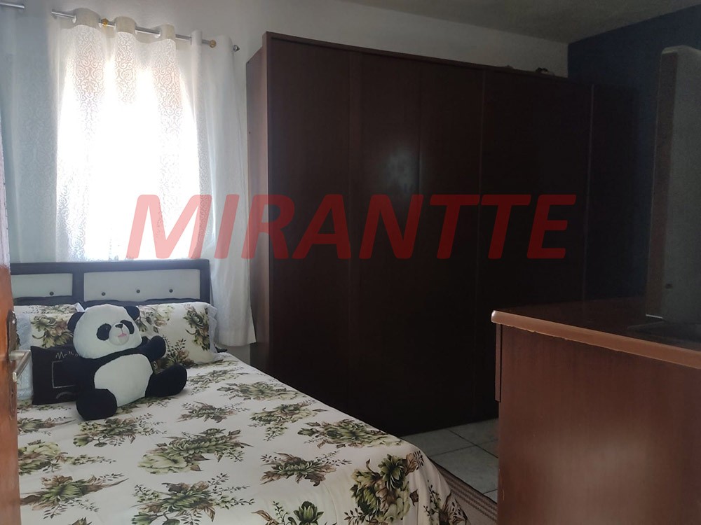 Sobrado de 100m² com 4 quartos em Jardim Ataliba Leonel