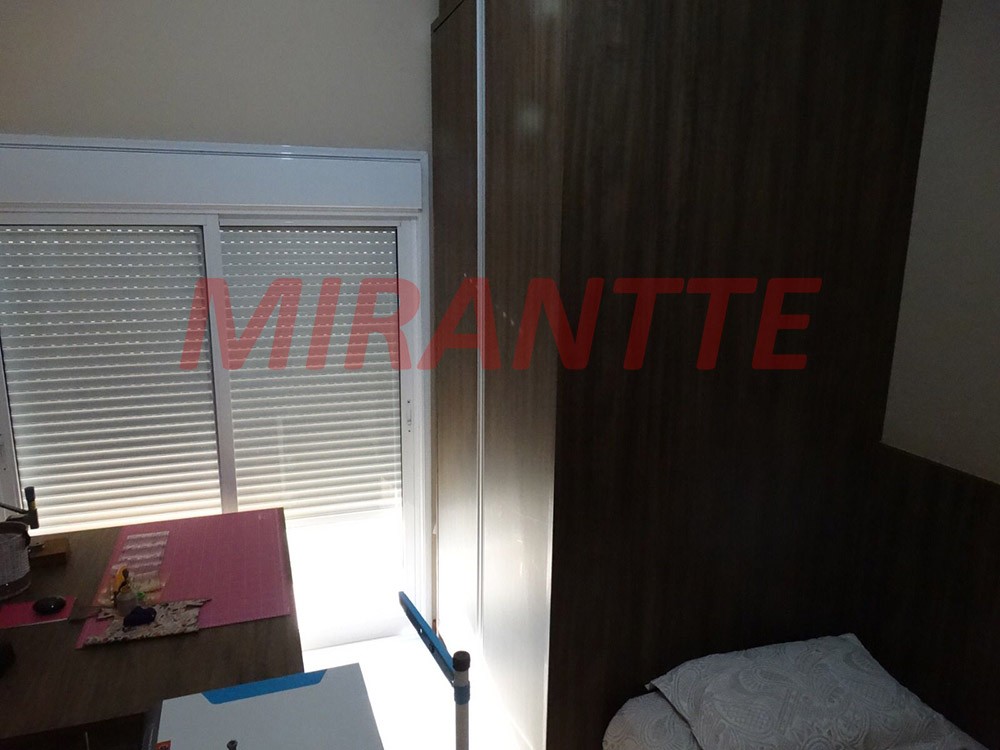 Cond. fechado de 416m² com 4 quartos em Chácara Areal