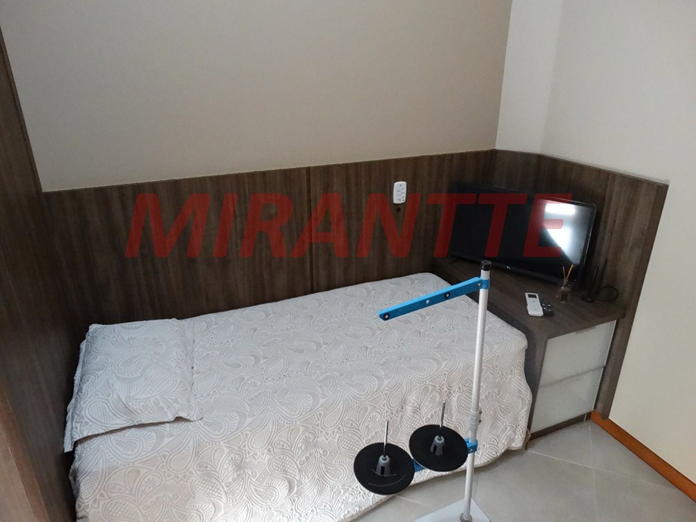 Cond. fechado de 416m² com 4 quartos em Chácara Areal