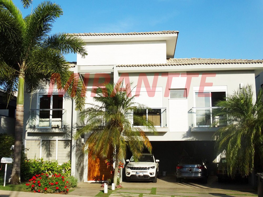 Cond. fechado de 416m² com 4 quartos em Chácara Areal