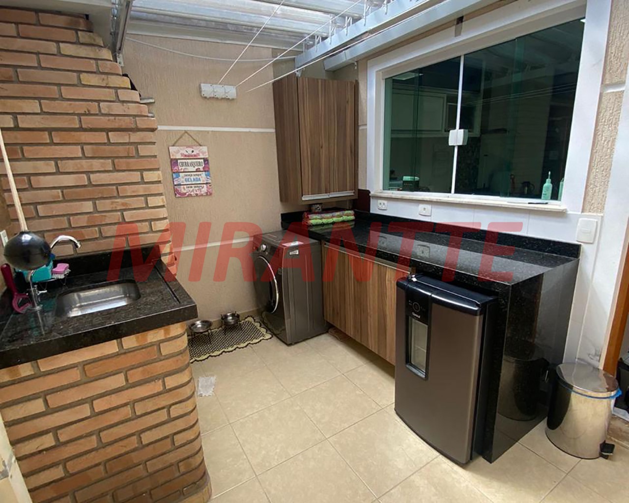 Sobrado de 82m² com 3 quartos em Vila Nivi