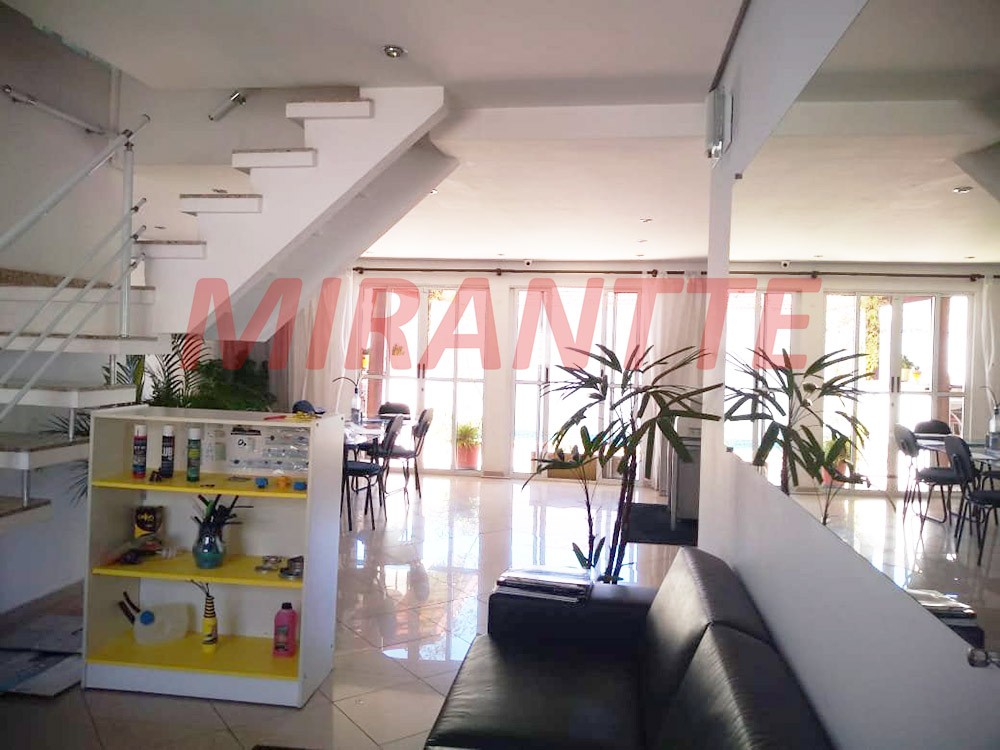 Comercial de 350m² com 3 quartos em Freguesia do