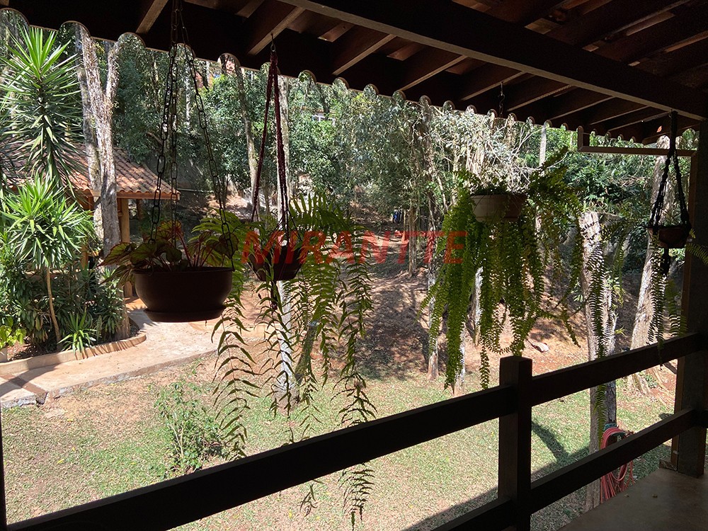 Sobrado de 700m² com 7 quartos em Serra Da Cantareira