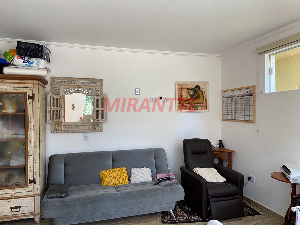 Sobrado de 700m² com 7 quartos em Serra Da Cantareira