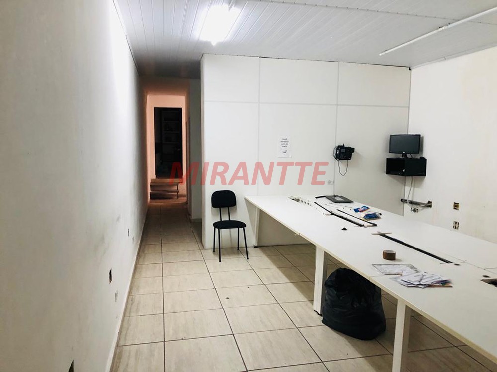 Comercial de 220m² em Casa Verde