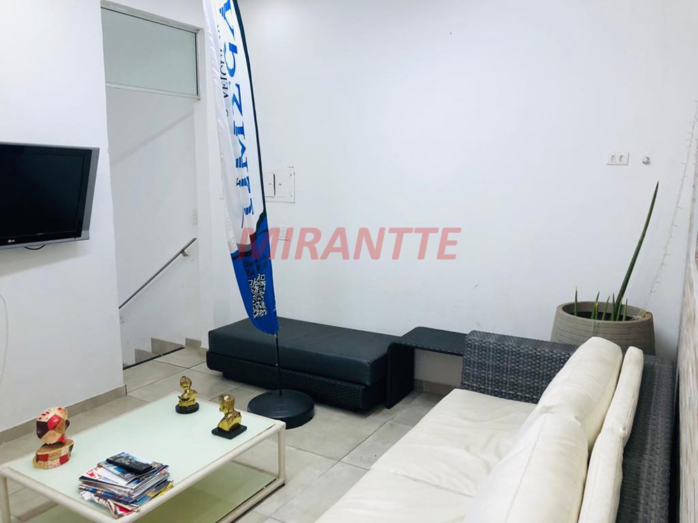 Comercial de 220m² em Casa Verde