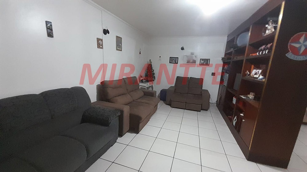 Sobrado de 297m² com 4 quartos em Vila Medeiros