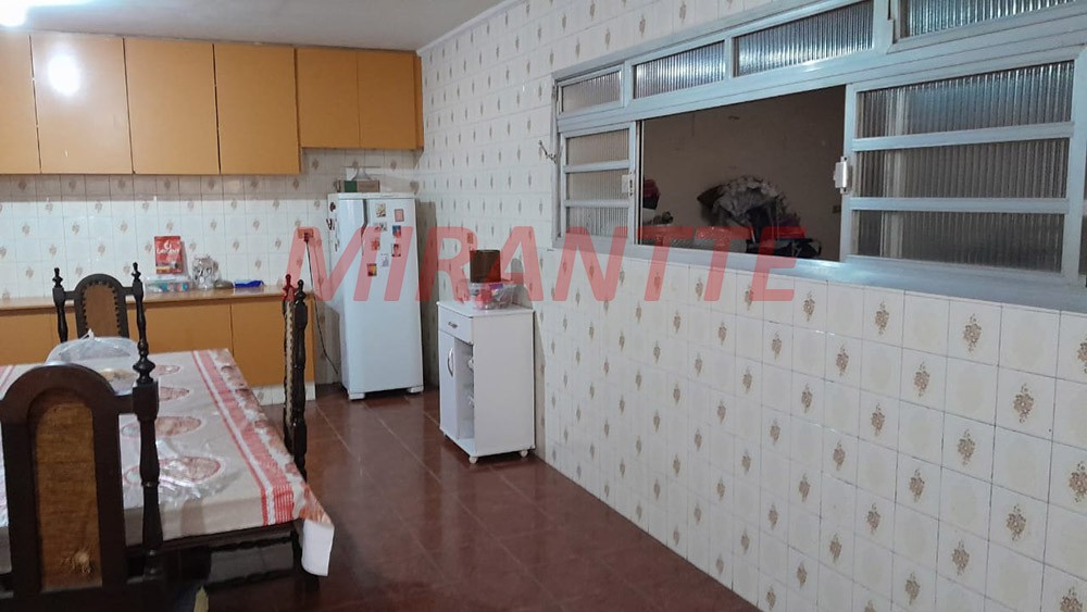 Sobrado de 297m² com 4 quartos em Vila Medeiros