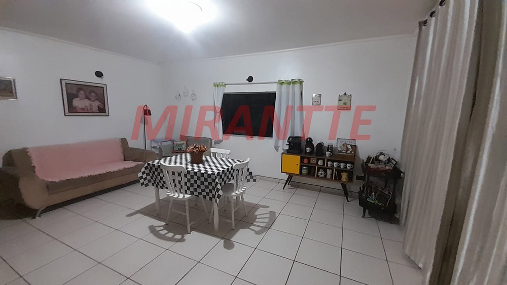 Sobrado de 297m² com 4 quartos em Vila Medeiros