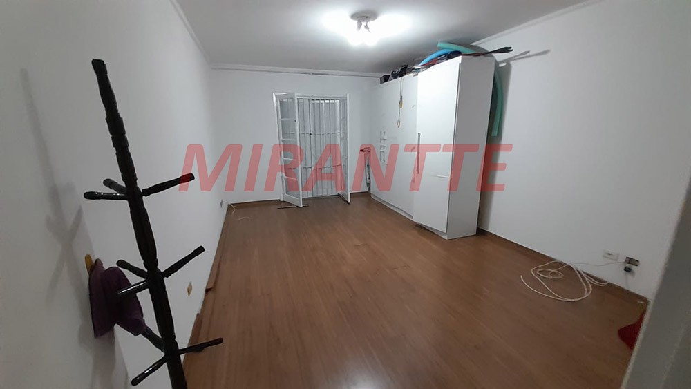 Sobrado de 297m² com 4 quartos em Vila Medeiros