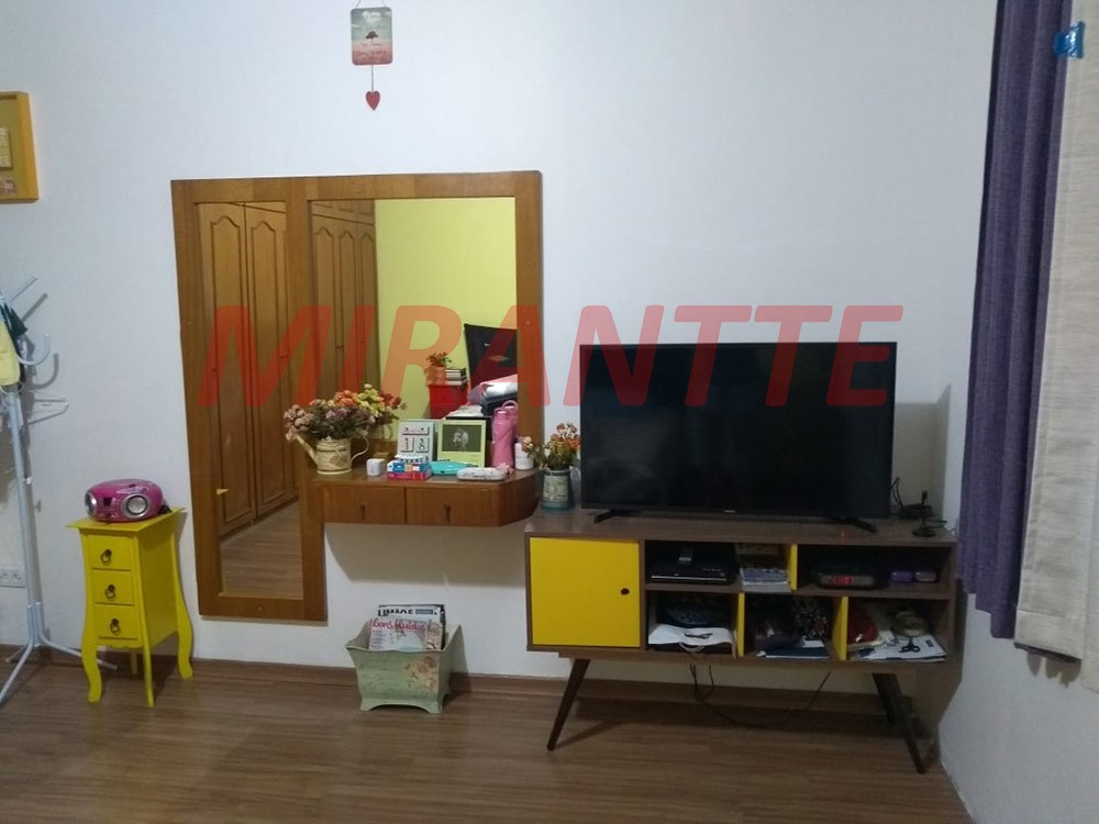 Sobrado de 297m² com 4 quartos em Vila Medeiros
