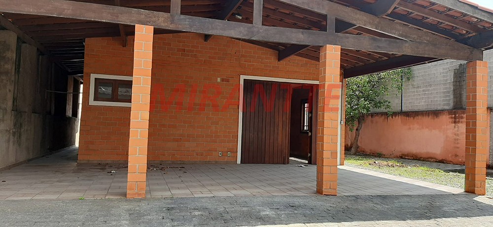 Sobrado de 270m² com 3 quartos em Limão