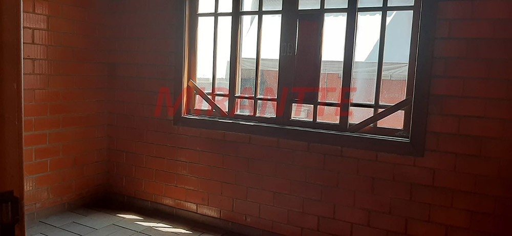 Sobrado de 270m² com 3 quartos em Limão