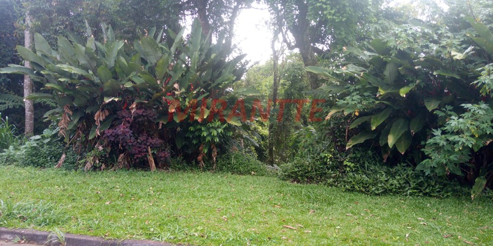 Terreno de 1000m² em Caraguata
