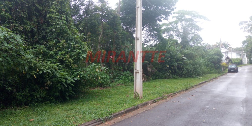 Terreno de 1000m² em Caraguata