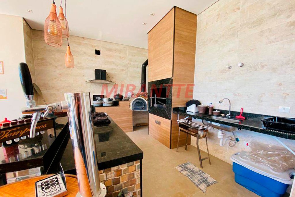 Sobrado de 600m² com 4 quartos em Santa Inês