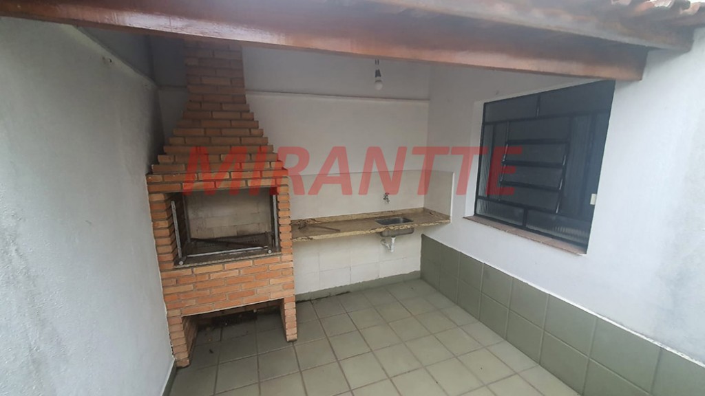 Sobrado de 211m² com 3 quartos em Vila Irmaos Arnoni