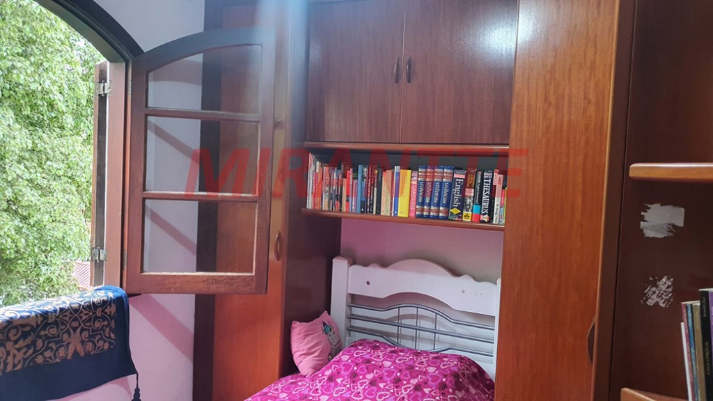Sobrado de 211m² com 3 quartos em Vila Irmaos Arnoni