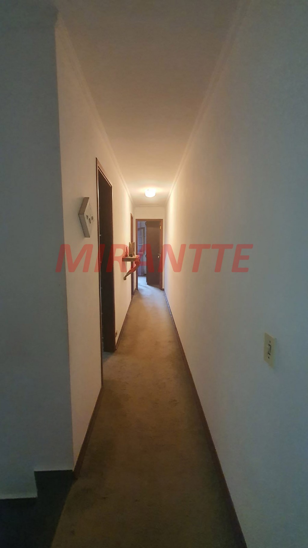 Sobrado de 211m² com 3 quartos em Vila Irmaos Arnoni