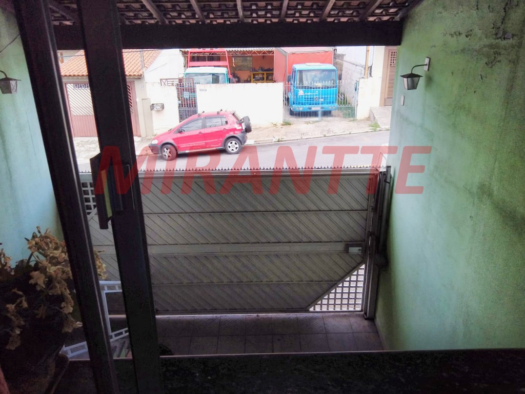 Sobrado de 270m² com 3 quartos em Picanço