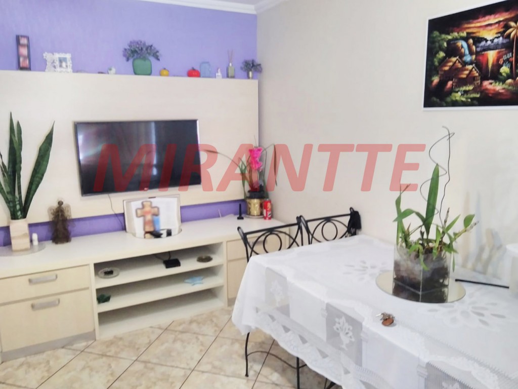Sobrado de 270m² com 3 quartos em Picanço