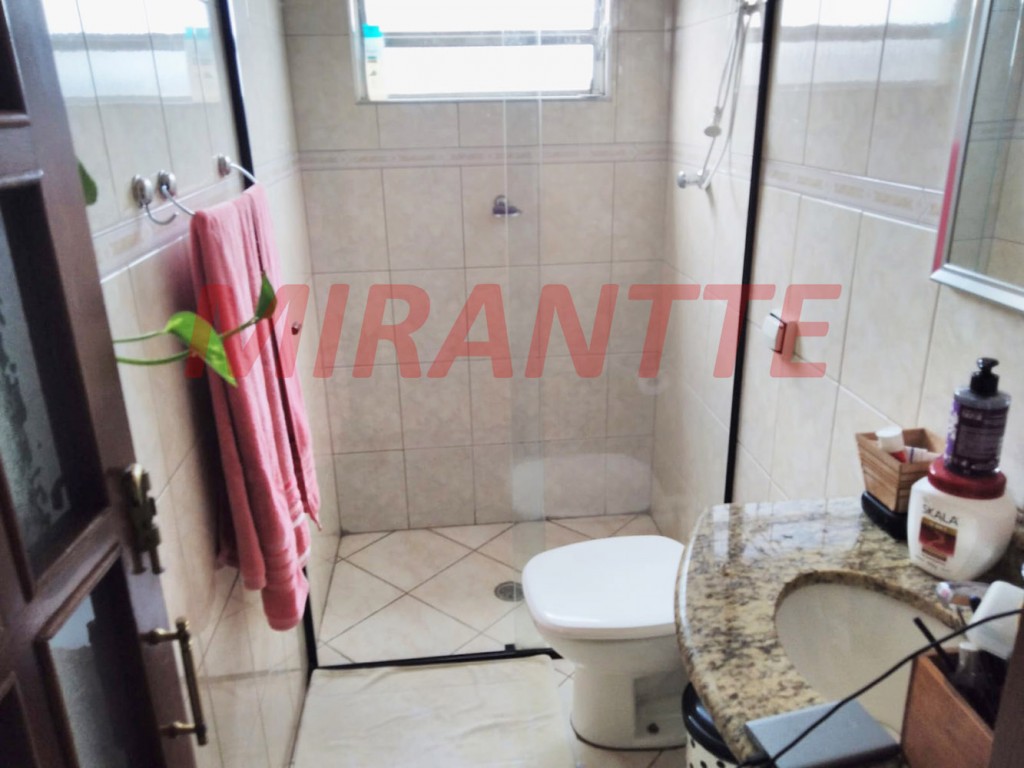 Sobrado de 270m² com 3 quartos em Picanço