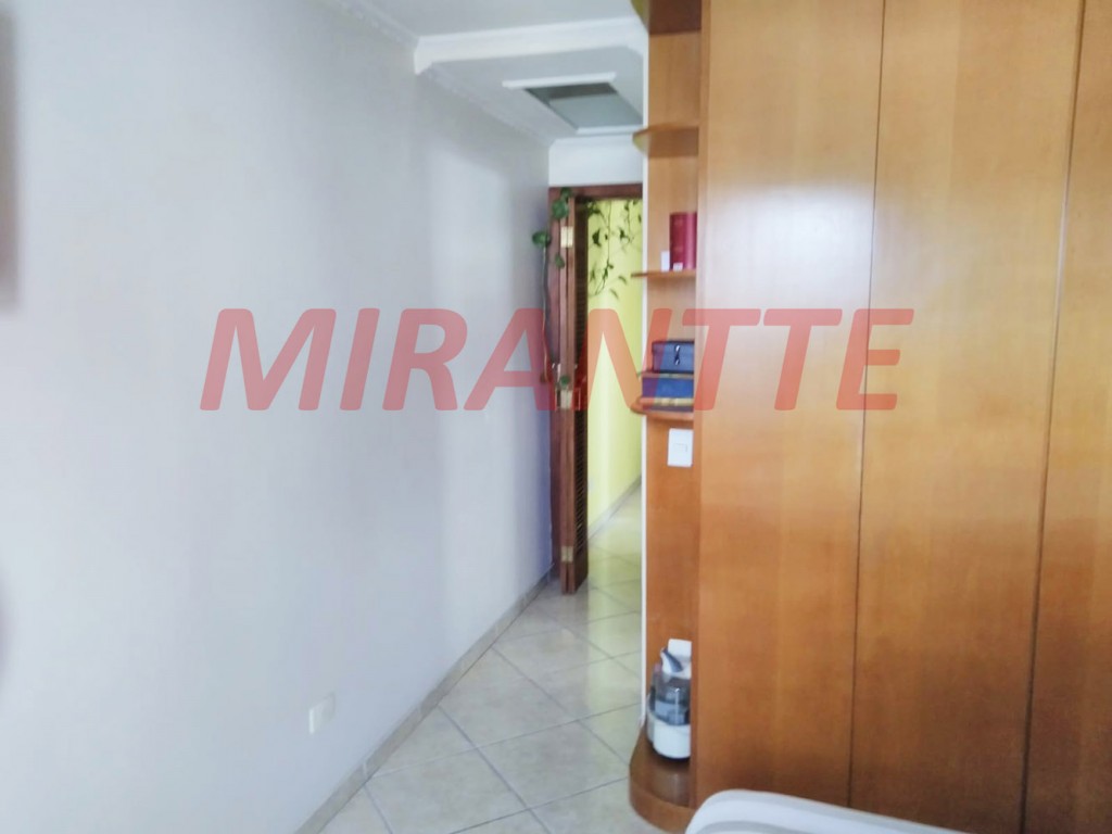 Sobrado de 270m² com 3 quartos em Picanço