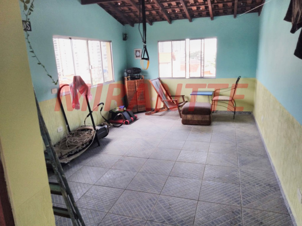 Sobrado de 270m² com 3 quartos em Picanço
